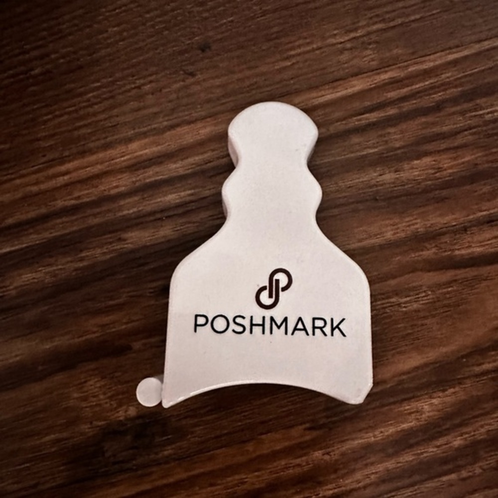 Poshmark branded *Necessity For Shows* Fully retractable hand ruler w/ Hand Grip
